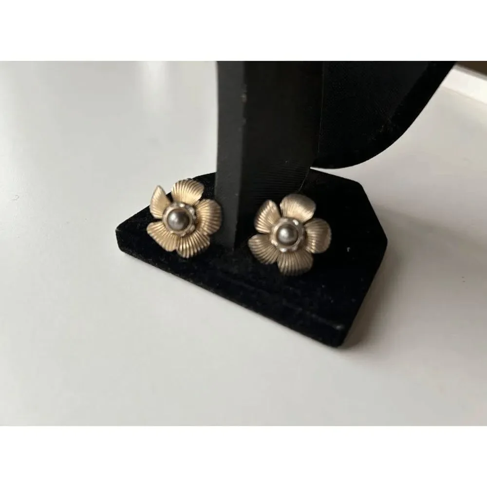Rare Vintage 40s Metallic-Floral Cufflinks